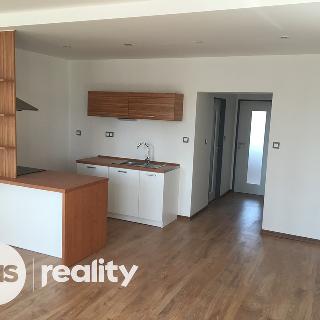 Prodej bytu 2+kk 54 m² Opava, Ochranova