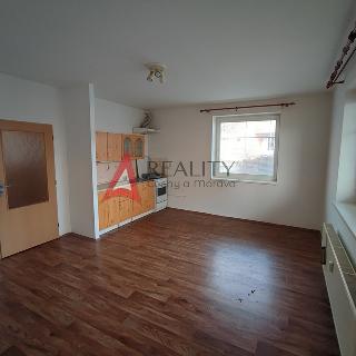 Pronájem bytu 2+kk 55 m² Jihlava, 