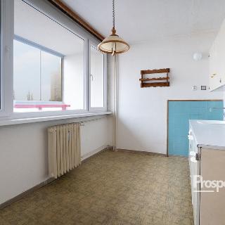 Prodej bytu 2+1 43 m² Kladno, Petrohradská