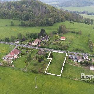 Prodej stavební parcely 2 513 m² Česká Kamenice, 