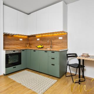 Pronájem bytu 2+kk 42 m² Praha, Rochovská