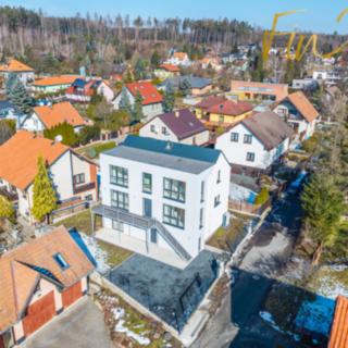 Prodej rodinného domu 248 m² Jevany
