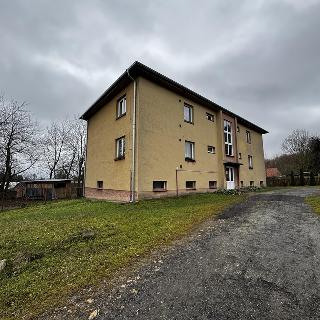 Pronájem bytu 3+kk 80 m² Postupice