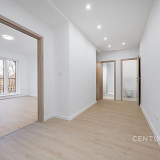 Prodej bytu 2+1 68 m&sup2; Plzeň