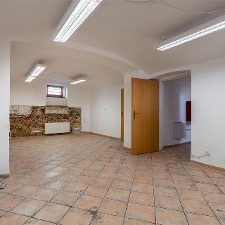 Pronájem skladu 114 m² Ústí nad Labem, Masarykova