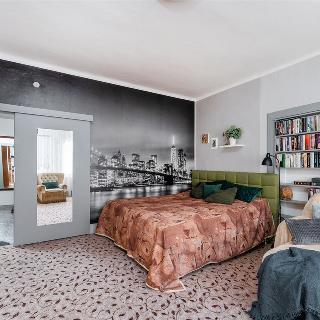 Prodej bytu 3+1 80 m² Praha, U Svépomoci