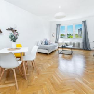 Prodej bytu 2+1 55 m² Praha, Sečská