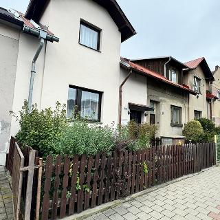 Pronájem bytu 1+1 50 m² Jičín, Hradecká