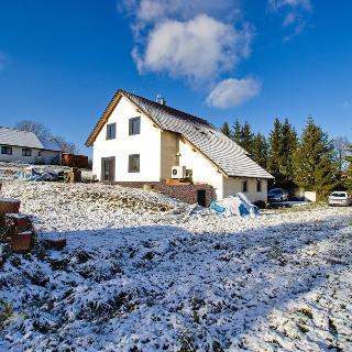 Prodej rodinného domu 220 m² Dřevěnice