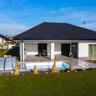 Prodej rodinného domu 145 m² Rožďalovice, Polní