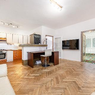 Prodej bytu 3+kk 76 m² Praha, Budějovická