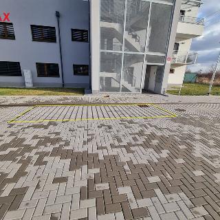 Pronájem parkovacího místa 12 m² Znojmo