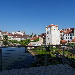 Pronájem bytu 2+kk 50 m² Jindřichův Hradec, Rybniční