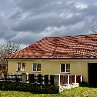 Prodej chalupy 150 m² Stráž nad Nežárkou, 