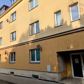 Pronájem bytu 1+kk a garsoniéry 34 m² Mladá Boleslav, Pod Borkem