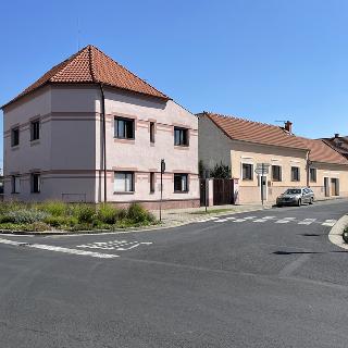 Prodej rodinného domu 162 m² Dobříň, Nádražní