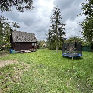 Prodej stavební parcely 460 m² Hradištko