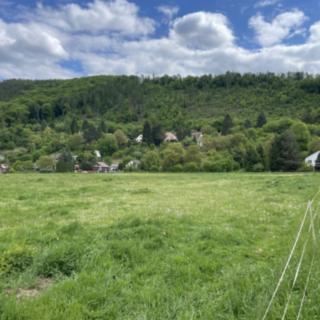 Prodej stavební parcely 883 m² Všenory