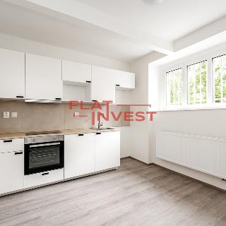 Pronájem bytu 2+kk 40 m² Praha, Kladenská