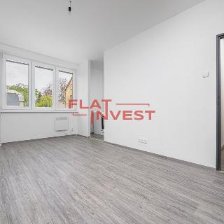 Prodej bytu 1+kk a garsoniéry 25 m² Rumburk, Náměstí Dobrovského