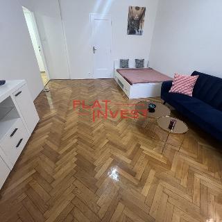 Pronájem bytu 2+kk 50 m² Praha