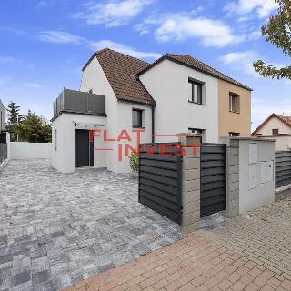 Prodej rodinného domu 192 m² Praha, Ústecká