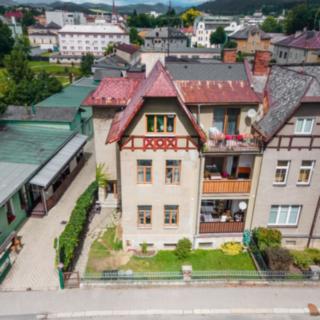 Prodej bytu 3+1 136 m&sup2; Šumperk