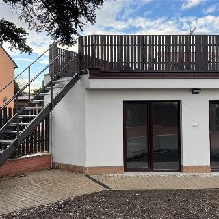 Prodej bytu 1+1 43 m² Praha, Žalanského