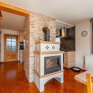 Pronájem rodinného domu 120 m&sup2; Březová-Oleško