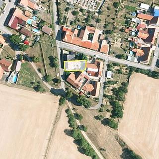 Prodej stavební parcely 327 m&sup2; Lukovany