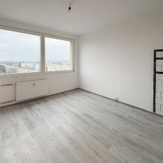 Prodej bytu 1+1 41 m² Teplice, Bratislavská