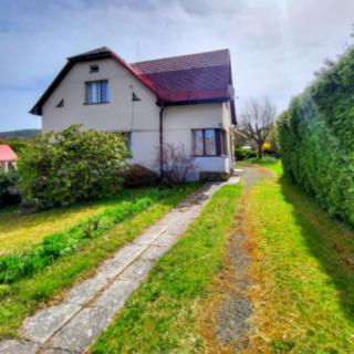 Prodej rodinného domu 220 m² Košťálov