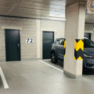 Pronájem parkovacího místa 15 m² Praha Hloubětín, Lehovecká