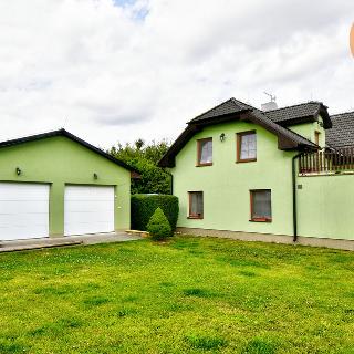 Prodej rodinného domu 233 m² Veliká Ves, Zahradní