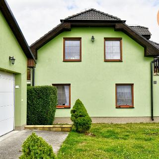 Prodej rodinného domu 233 m² Veliká Ves, Zahradní