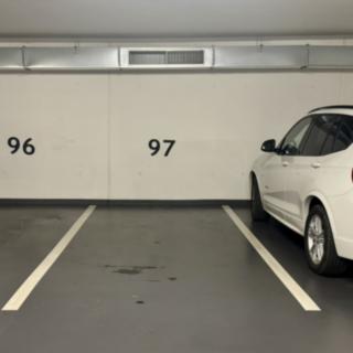 Pronájem parkovacího místa 15 m² Praha