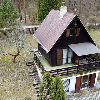 Prodej chaty 100 m&sup2; Roztoky
