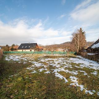 Prodej stavební parcely 678 m² Lanžov, 