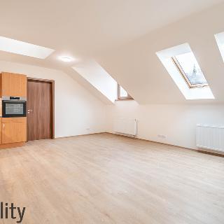 Pronájem bytu 3+kk 110 m² Praha, Ke Koulce