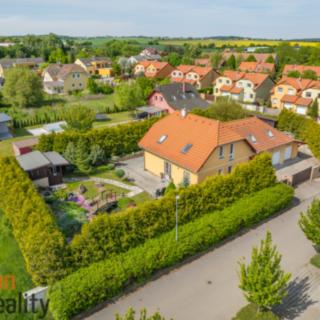 Prodej rodinného domu 284 m² Tachlovice