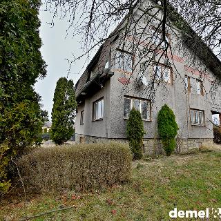 Prodej rodinného domu 380 m² Třinec, 