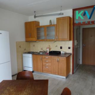 Pronájem bytu 1+1 35 m² Karlovy Vary Doubí, Jahodová