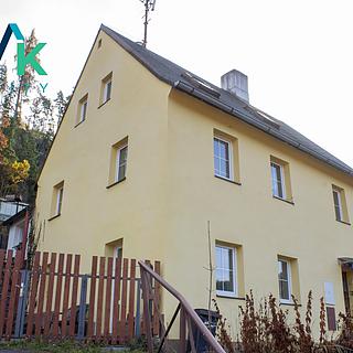 Prodej rodinného domu 200 m&sup2; Březová