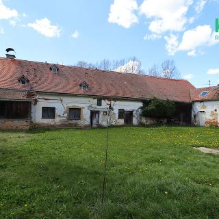 Prodej zemědělského objektu 810 m² Toužim