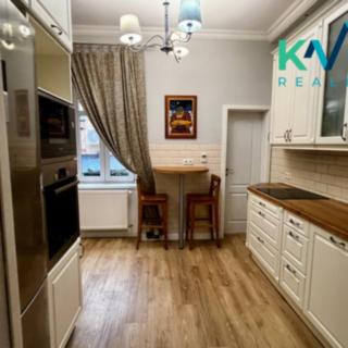 Prodej bytu 4+kk 120 m² Karlovy Vary, Lad. Koubka