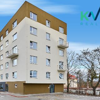 Prodej bytu 3+kk 83 m² Karlovy Vary, Dubová