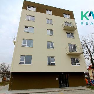 Prodej bytu 3+kk 71 m² Karlovy Vary, Dubová