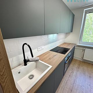 Prodej bytu 3+kk 66 m&sup2; Sokolov