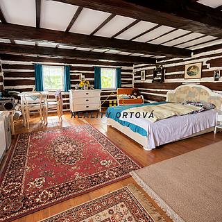 Prodej rodinného domu 180 m&sup2; Valkeřice