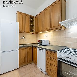 Pronájem bytu 3+kk 84 m&sup2; Praha